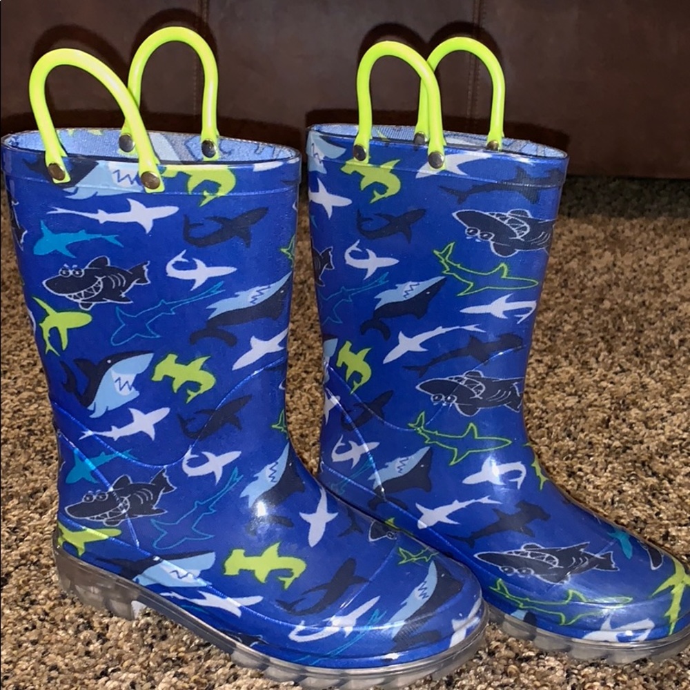 Light Up Rainboots